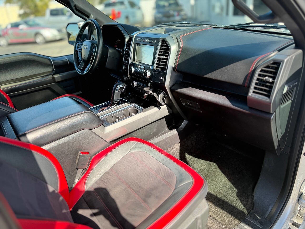 Used 2017 Ford F150 Lariat w/ Equipment Group 502A Luxury image 26