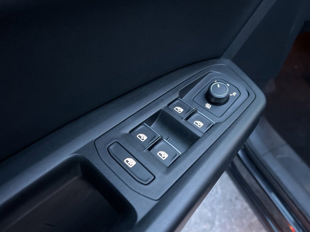 Used 2019 Volkswagen Atlas SE w/ Towing Package image 13