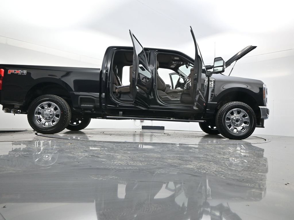 New 2026 Ford F350 King Ranch w/ Chrome Package image 51