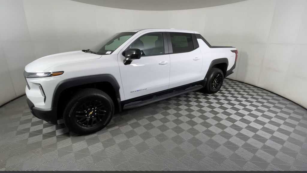 New 2024 Chevrolet Silverado EV W/T image 9