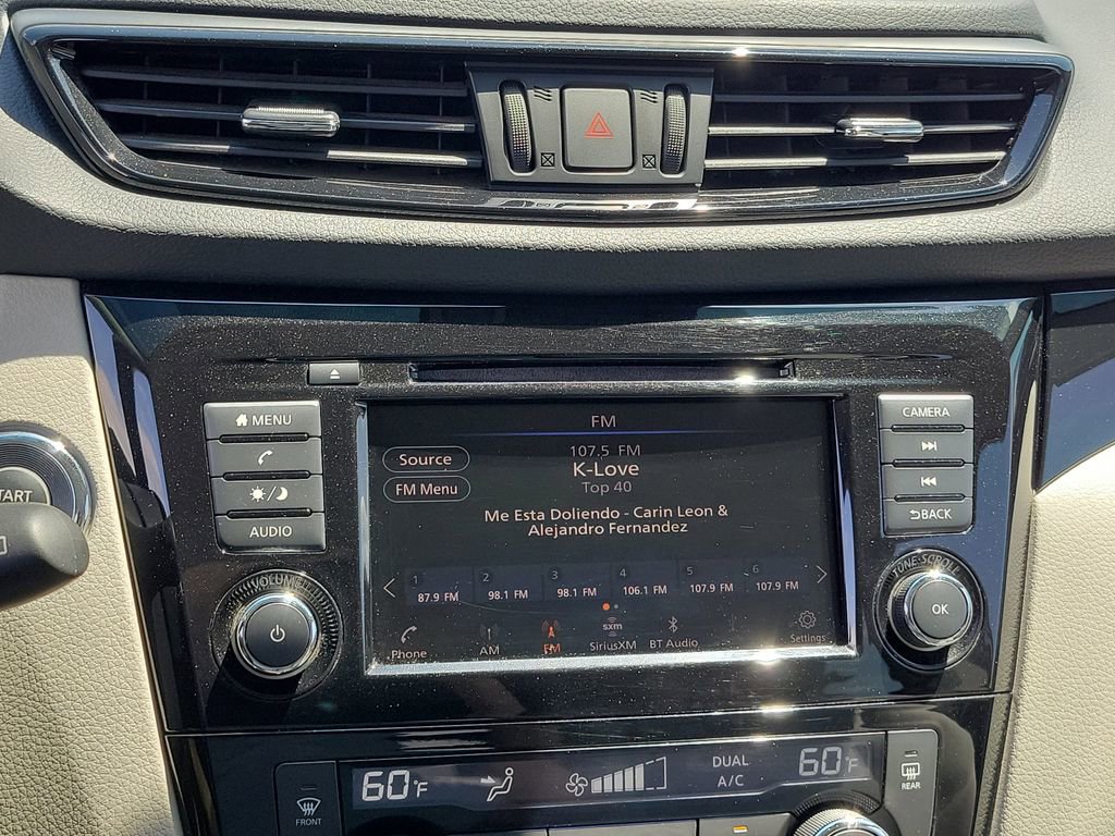 Used 2020 Nissan Rogue Sport SV FWD image 11