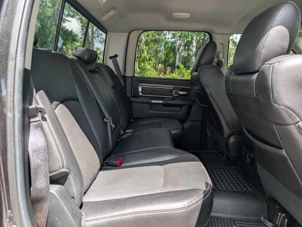 Used 2016 RAM 1500 Laramie w/ Convenience Group AWD/4WD image 16