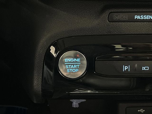 Used 2024 Ford Escape SE w/ PHEV Premium Package image 24