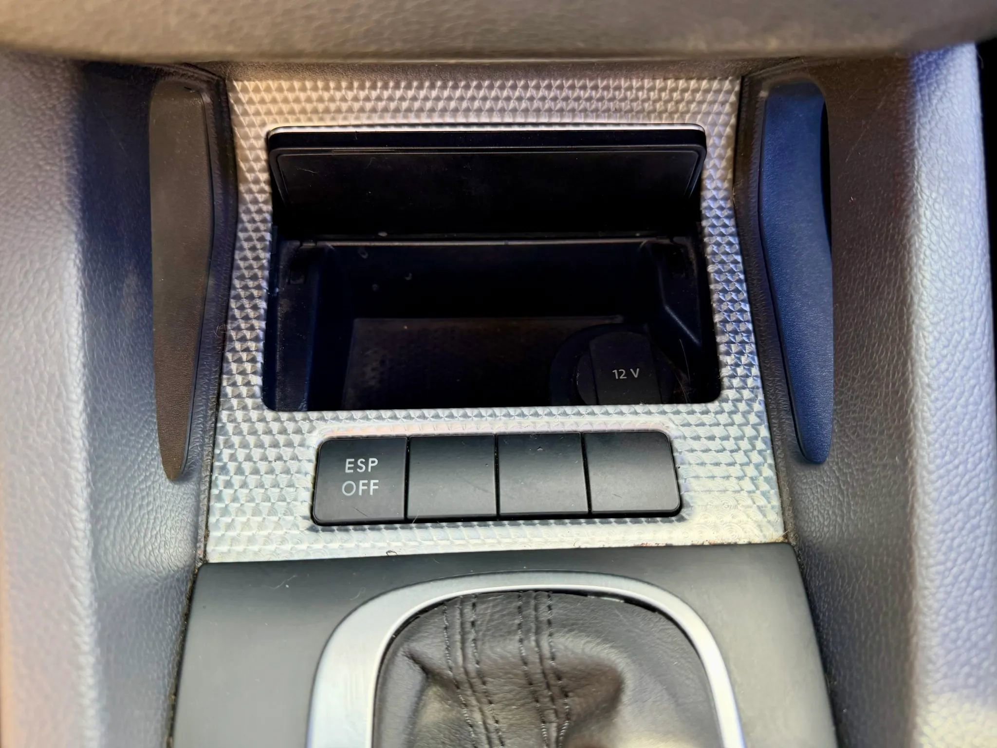 Used 2008 Volkswagen R32 image 35