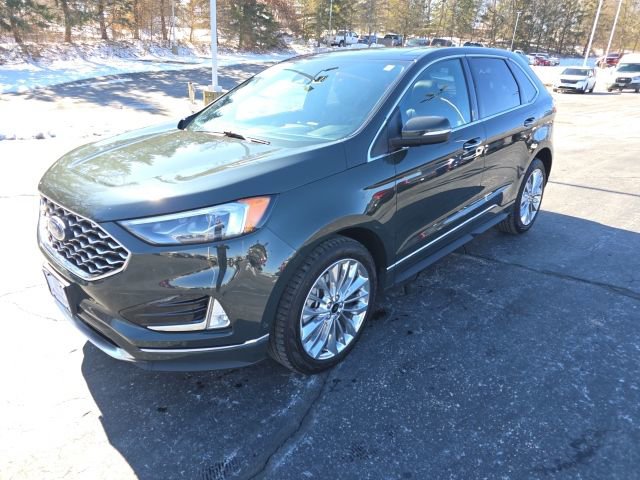 Used 2022 Ford Edge Titanium w/ Equipment Group 301A AWD/4WD image 3