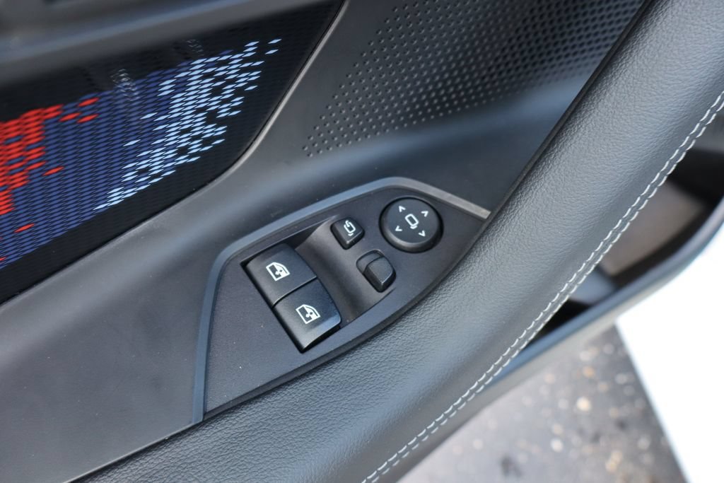 Used 2025 BMW M2 RWD image 28