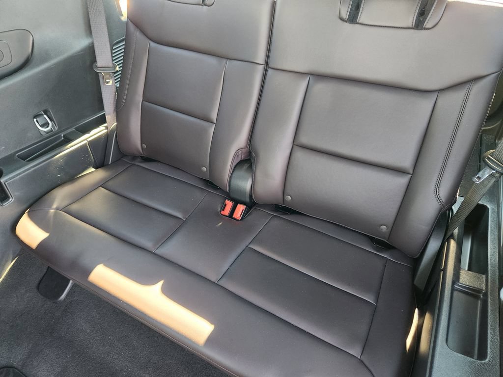 Used 2025 Ford Explorer Platinum w/ LUX Leather Package AWD/4WD image 35