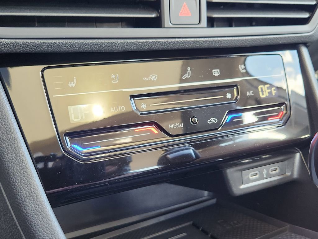 New 2026 Volkswagen Jetta SEL FWD image 10