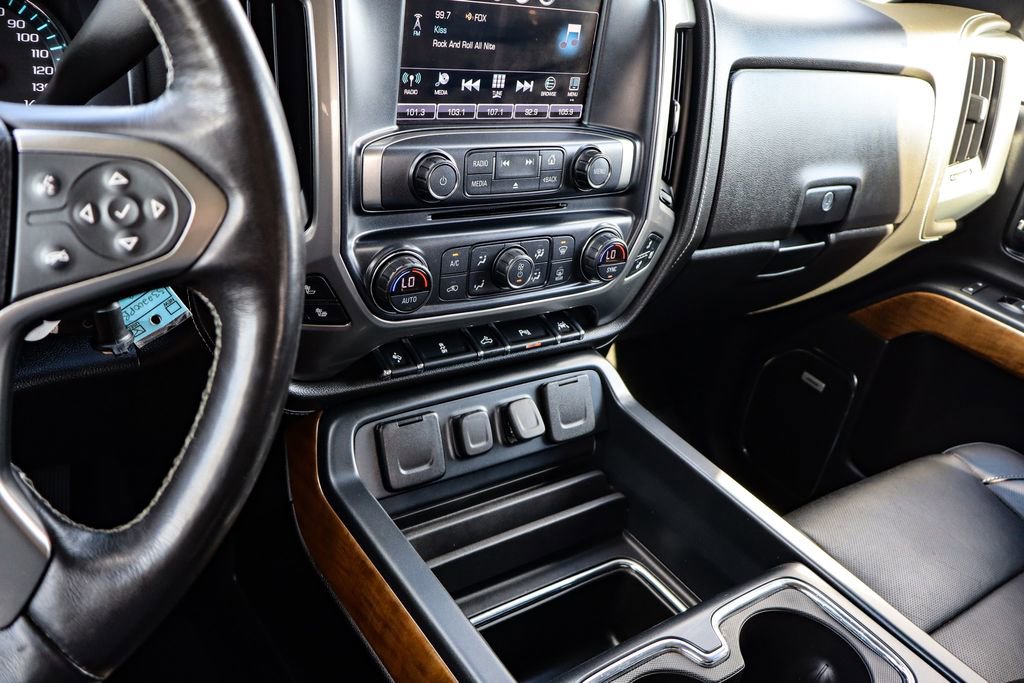 Used 2018 Chevrolet Silverado 1500 LTZ w/ LTZ Plus Package image 27