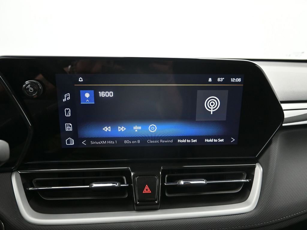 Used 2025 Chevrolet TrailBlazer LT FWD image 15