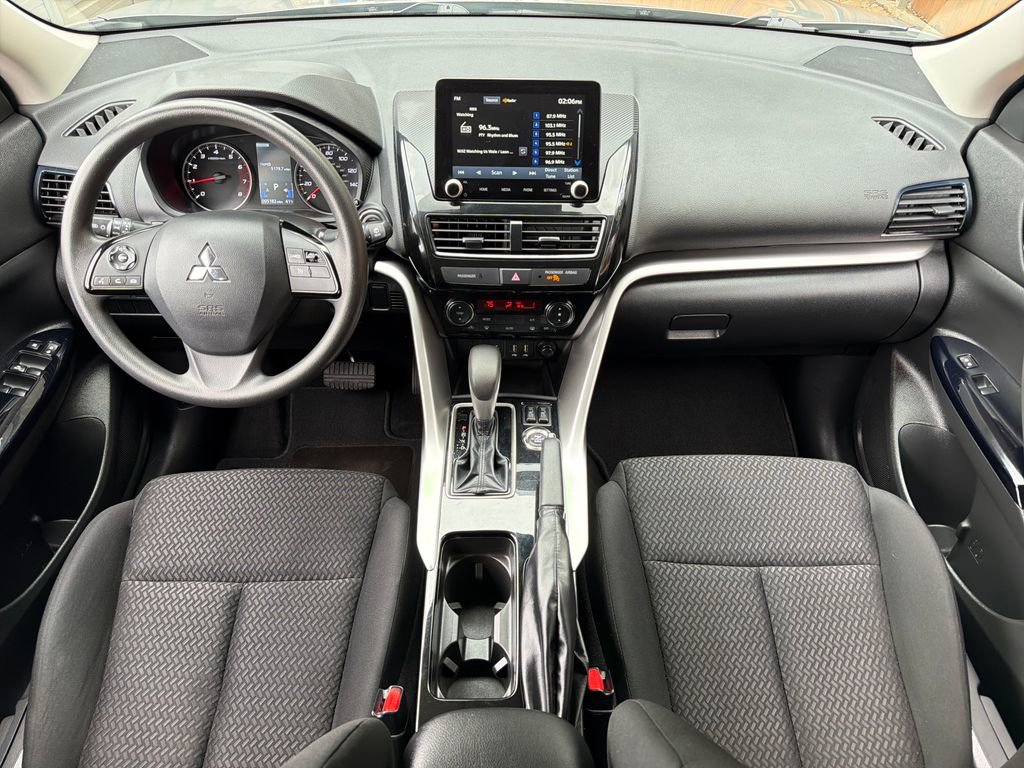 Used 2024 Mitsubishi Eclipse Cross LE image 20