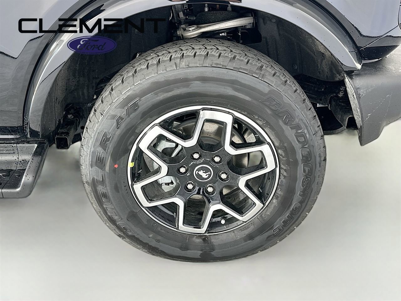 New 2026 Ford Bronco Outer Banks image 32