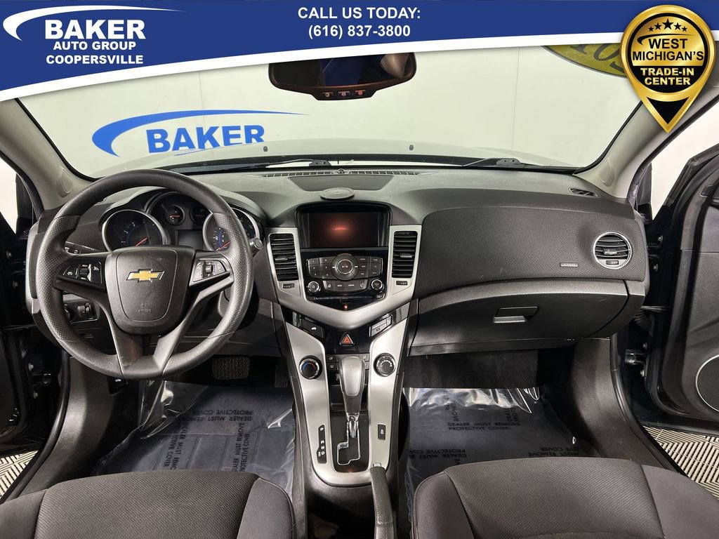 Used 2015 Chevrolet Cruze LT w/ Sun And Sound Package image 18