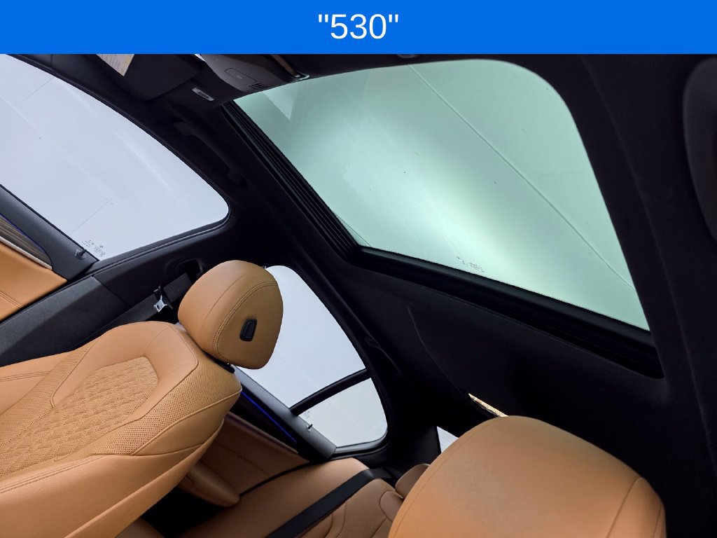 Used 2021 BMW 530i w/ M Sport Package RWD image 12