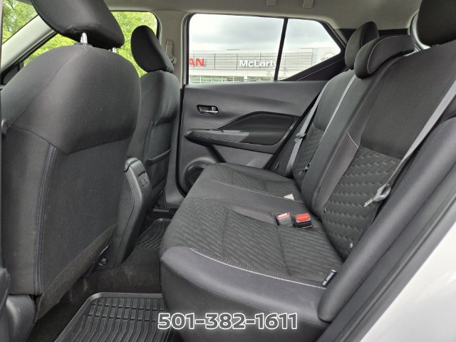 Used 2021 Nissan Kicks SV FWD image 12