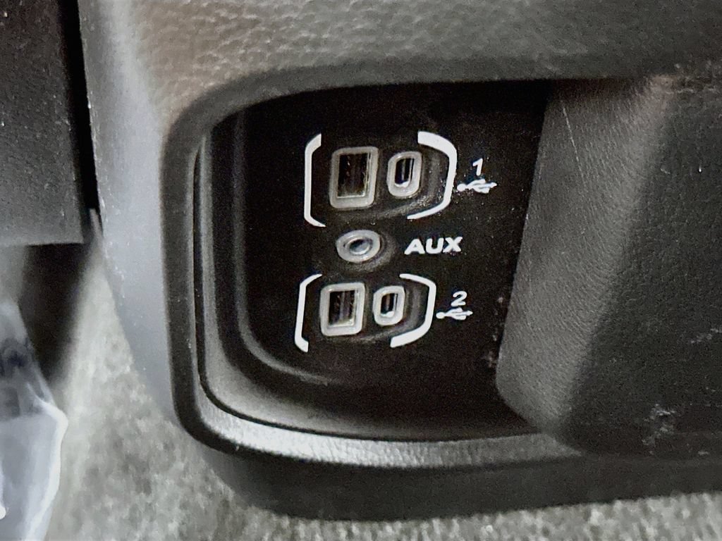 Used 2022 RAM 1500 Big Horn RWD image 34