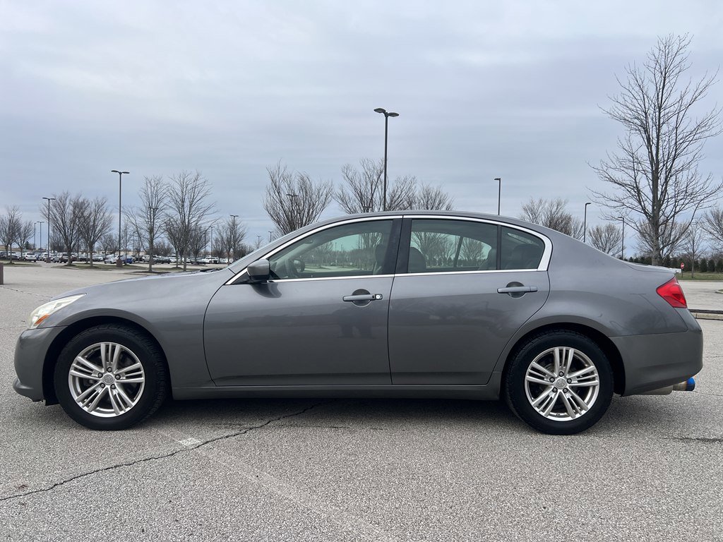 Used 2012 INFINITI G37 w/ Premium Pkg image 2