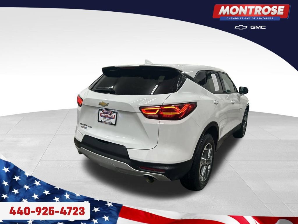 Used 2023 Chevrolet Blazer LT w/ Driver Confidence Package image 5