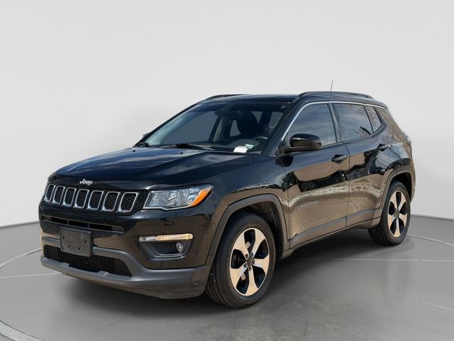 Used 2017 Jeep Compass Latitude w/ Popular Equipment Group FWD image 8