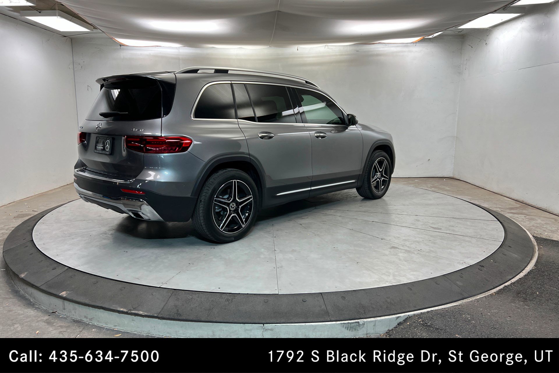 Certified 2026 Mercedes-Benz GLB 250 4MATIC image 5