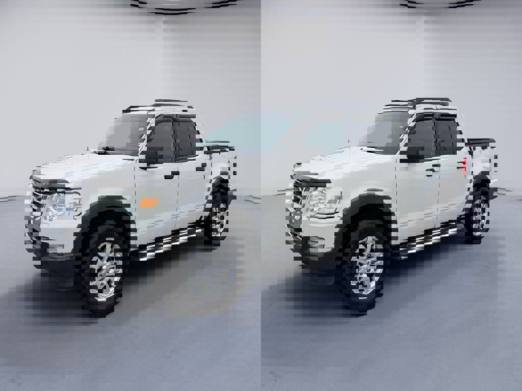 Used 2010 Ford Explorer Sport Trac XLT image 1