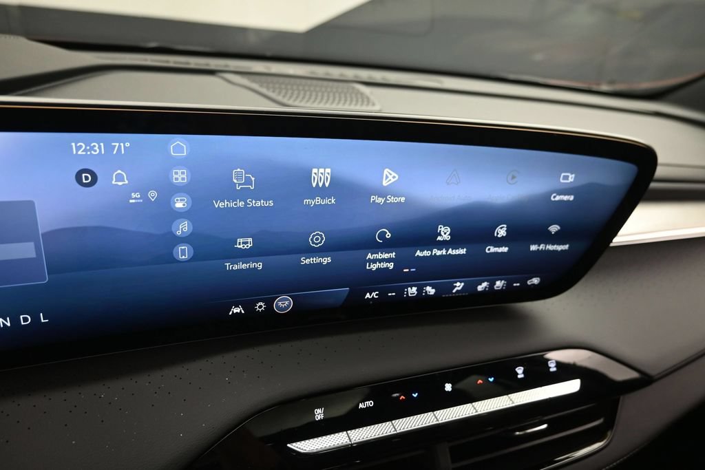 Used 2026 Buick Enclave Avenir w/ Super Cruise Package FWD image 22
