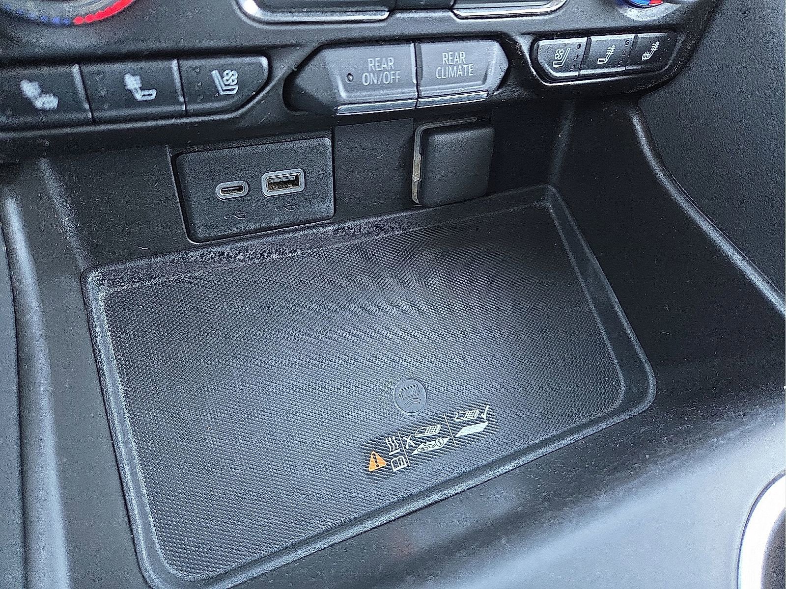 Used 2021 GMC Yukon XL SLT image 21