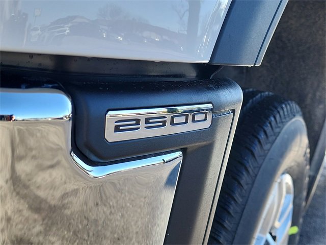 New 2026 GMC Sierra 2500 Pro w/ Convenience Package image 9