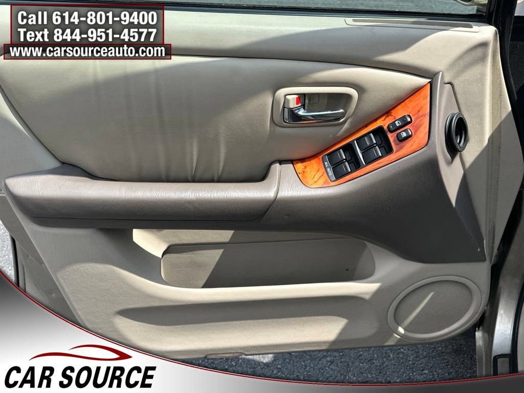 Used 2002 Lexus RX 300 4WD w/ Premium Pkg Plus image 10