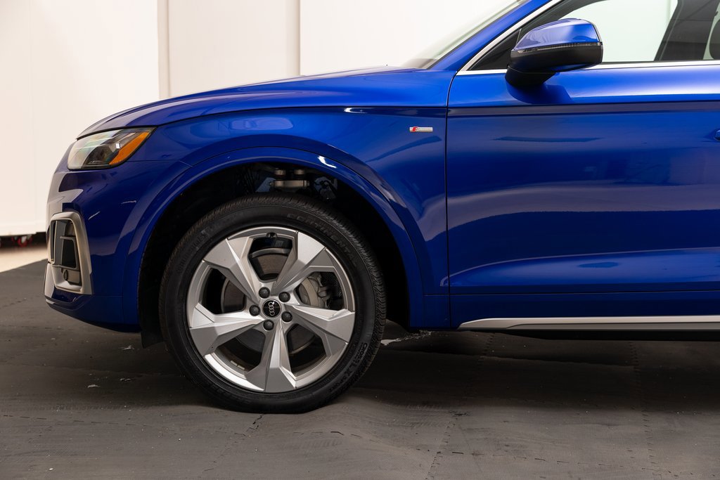 Used 2024 Audi Q5 2.0T Premium w/ Convenience Package image 43