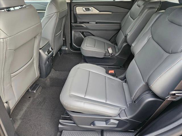 New 2026 Ford Explorer Active w/ Active Comfort Package image 16