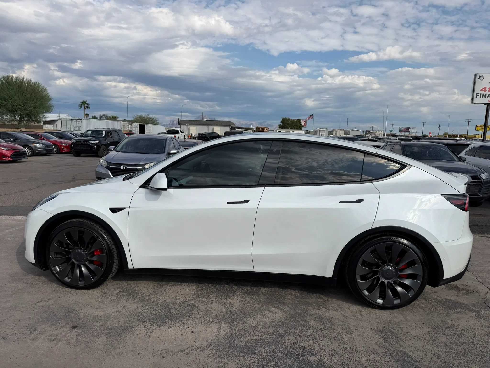 Used 2020 Tesla Model Y Performance AWD/4WD image 4