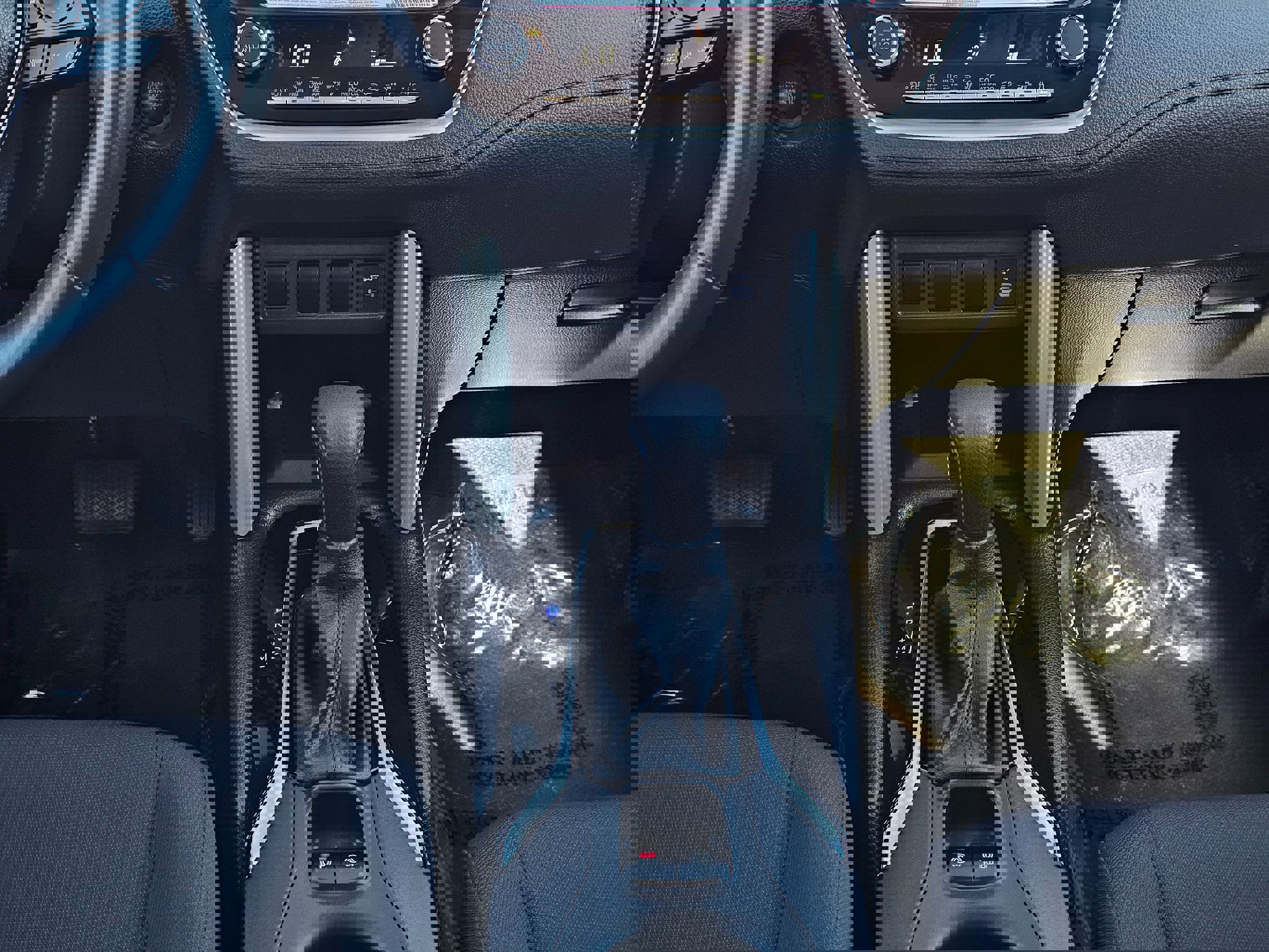 Used 2024 Toyota Corolla Cross LE image 26