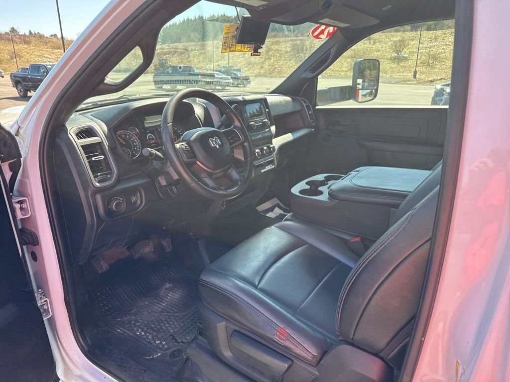 Used 2021 RAM 5500 Tradesman image 14