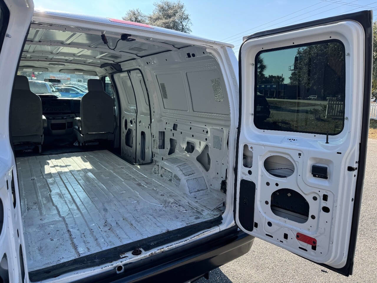 Used 2011 Ford E-150 and Econoline 150 E 150 3dr Cargo Van w/ PWR Group image 14