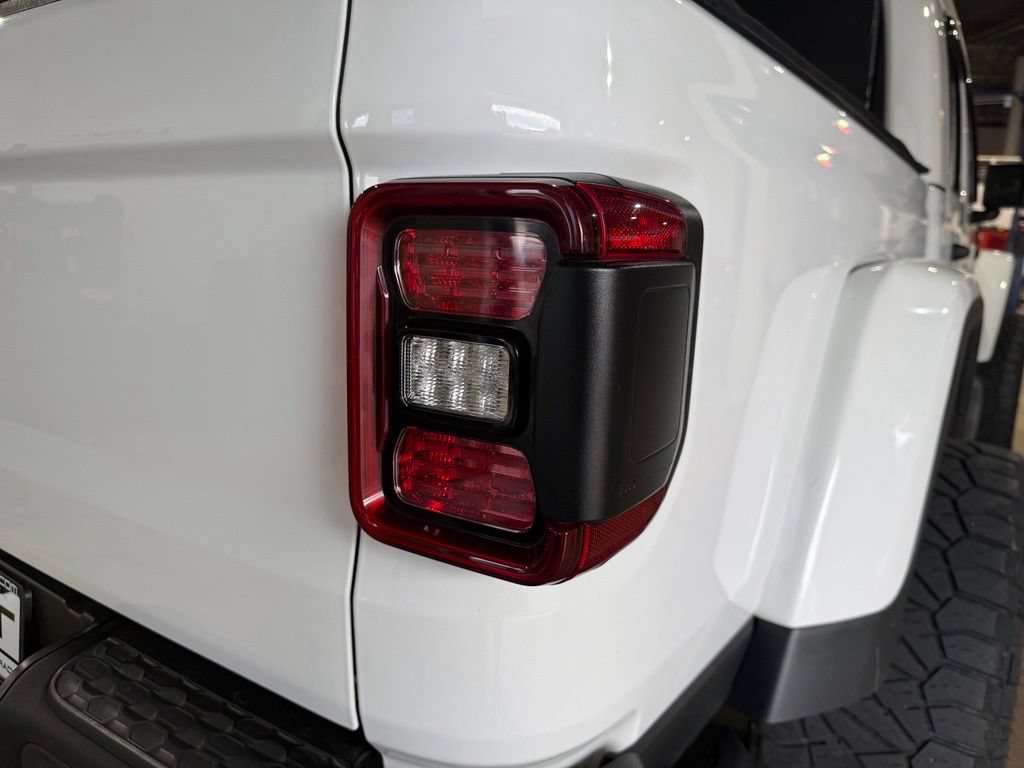 Used 2021 Jeep Gladiator Rubicon AWD/4WD image 24