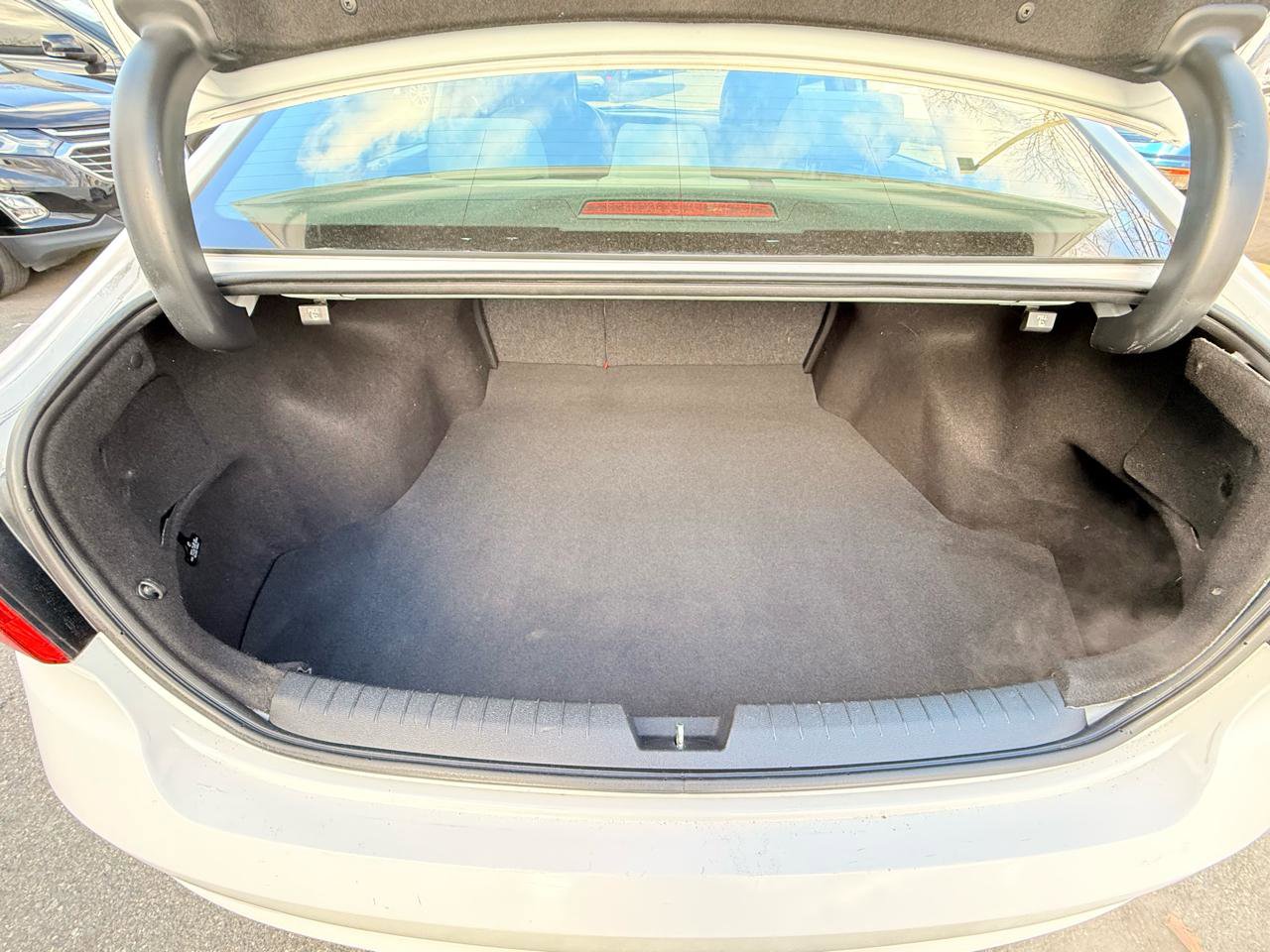 Used 2015 Hyundai Sonata SE image 34