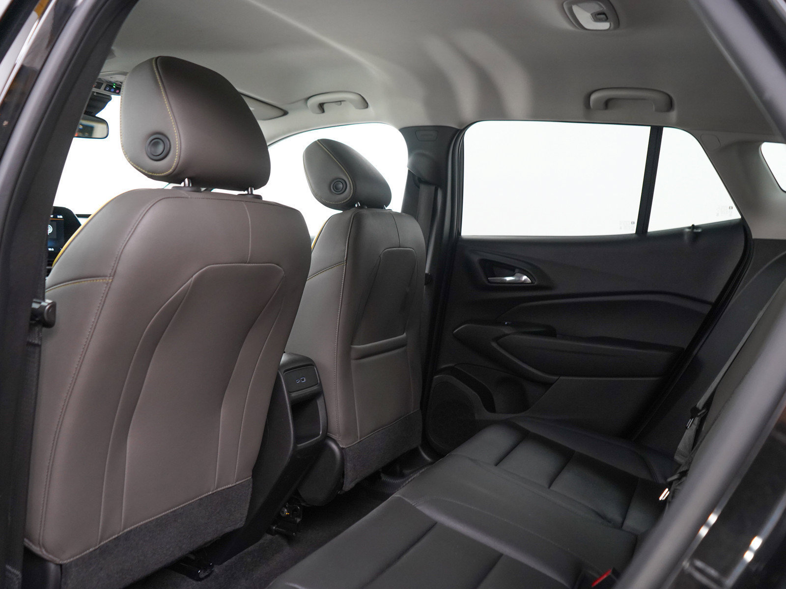 Used 2024 Chevrolet Trax ACTIV FWD image 17
