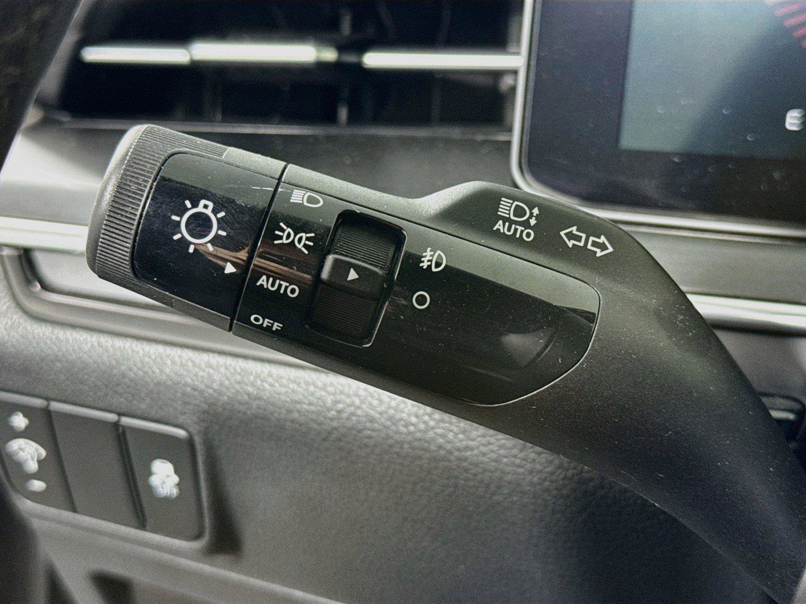 Used 2025 Kia K5 GT-Line w/ GT-Line Premium Package FWD image 13