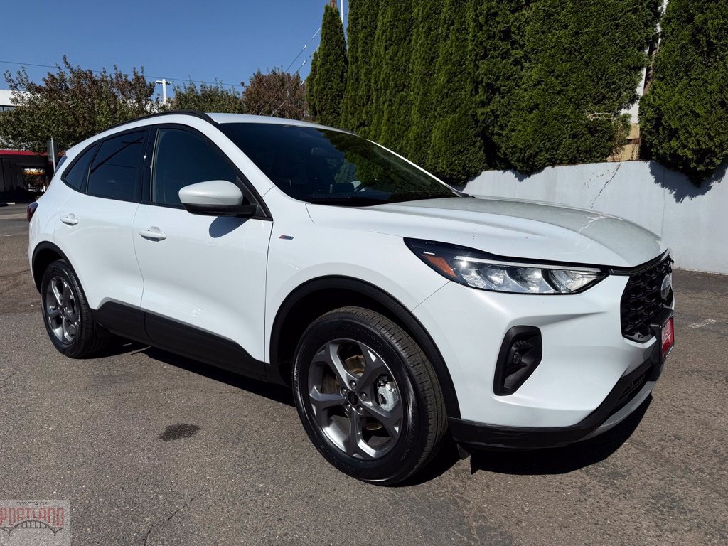 Used 2025 Ford Escape ST-Line Select