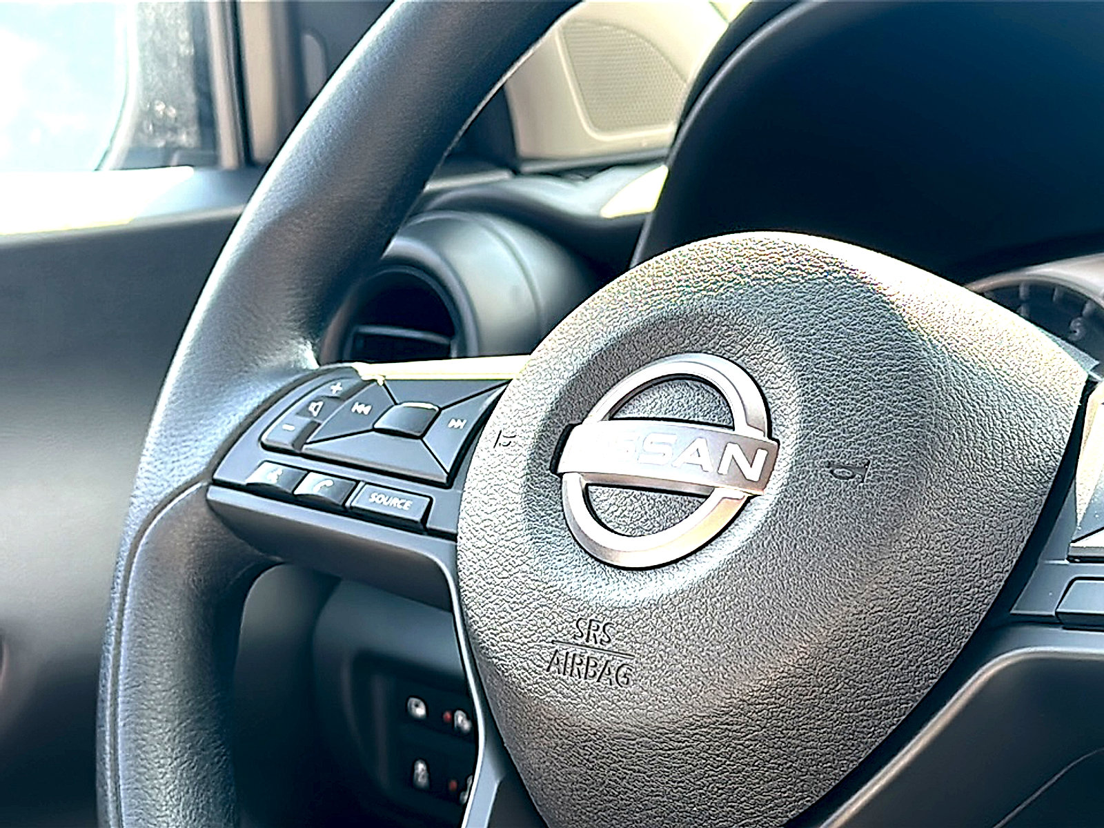 New 2025 Nissan Kicks Play S FWD image 20