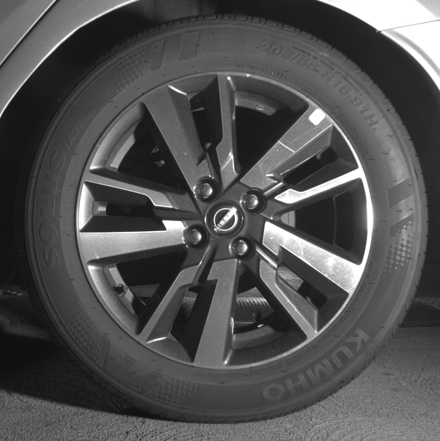 Used 2025 Nissan Versa SV image 14