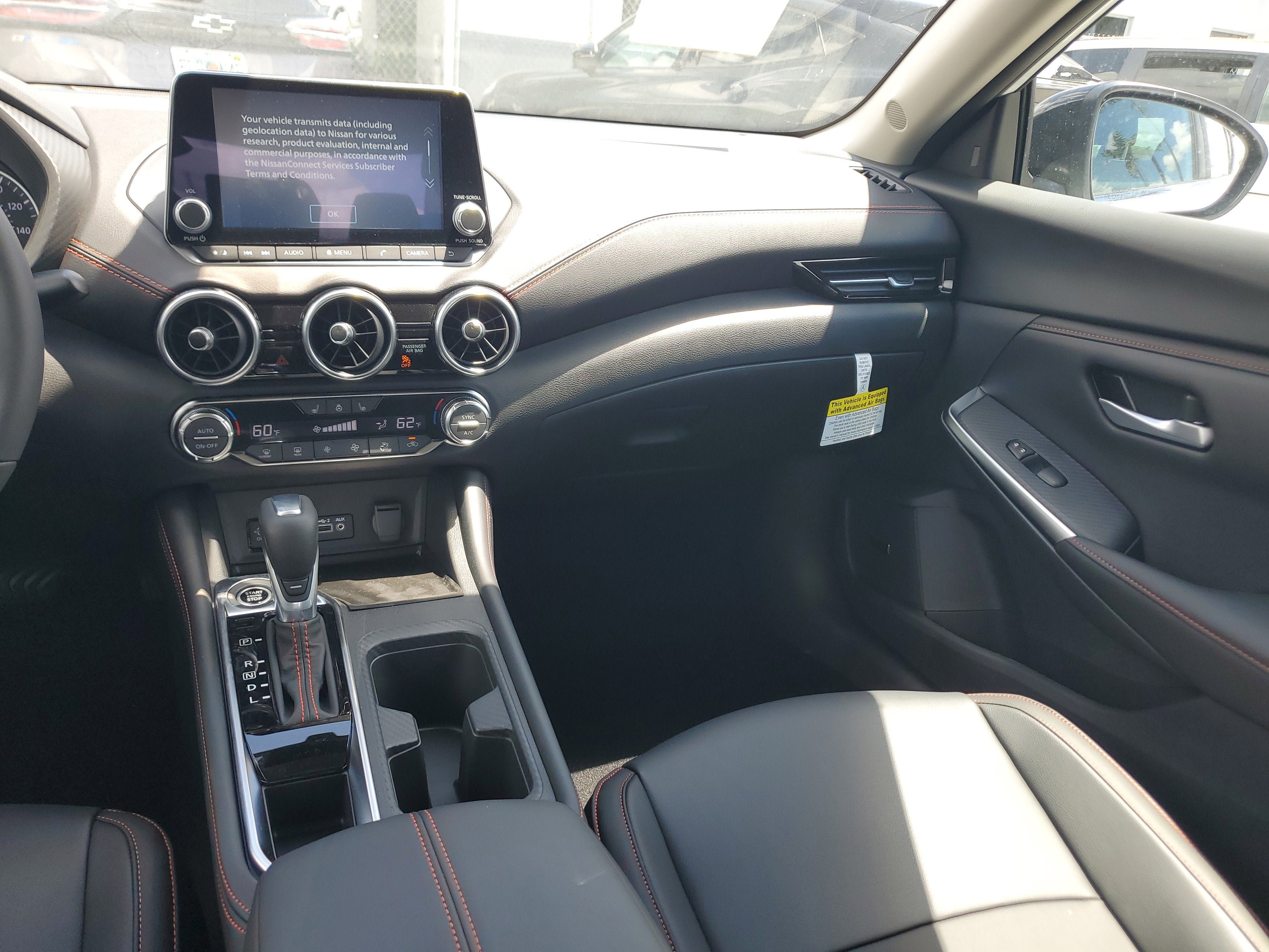New 2025 Nissan Sentra SR w/ SR Premium Package FWD image 14