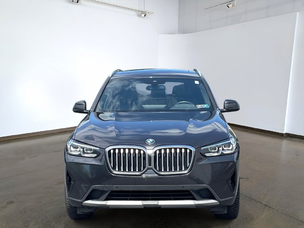 Used 2022 BMW X3 xDrive30i w/ Premium Package 2 (ZPA) AWD/4WD image 2