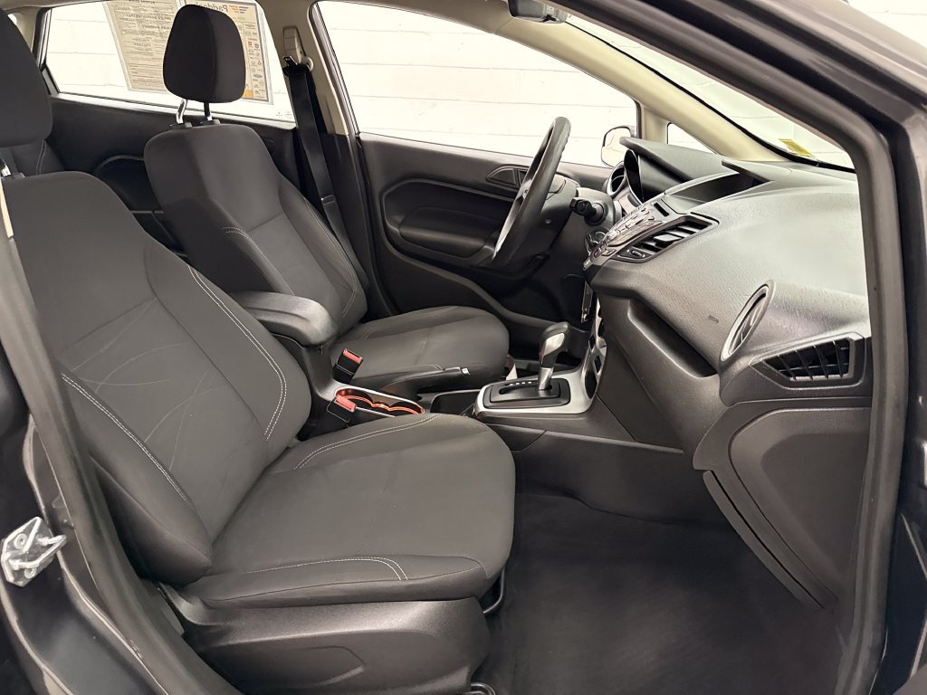 Used 2018 Ford Fiesta SE FWD image 29