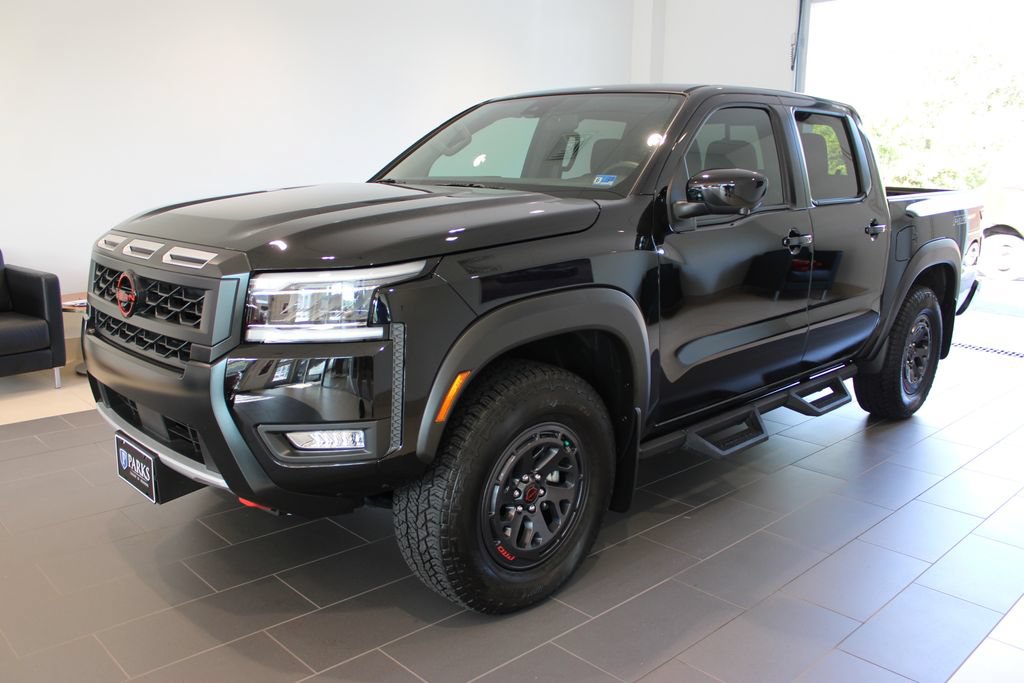 Used 2025 Nissan Frontier PRO-4X w/ Pro Convenience Package AWD/4WD image 12