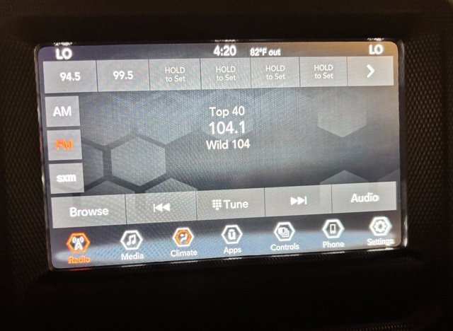 Used 2023 Jeep Gladiator Sport AWD/4WD image 14