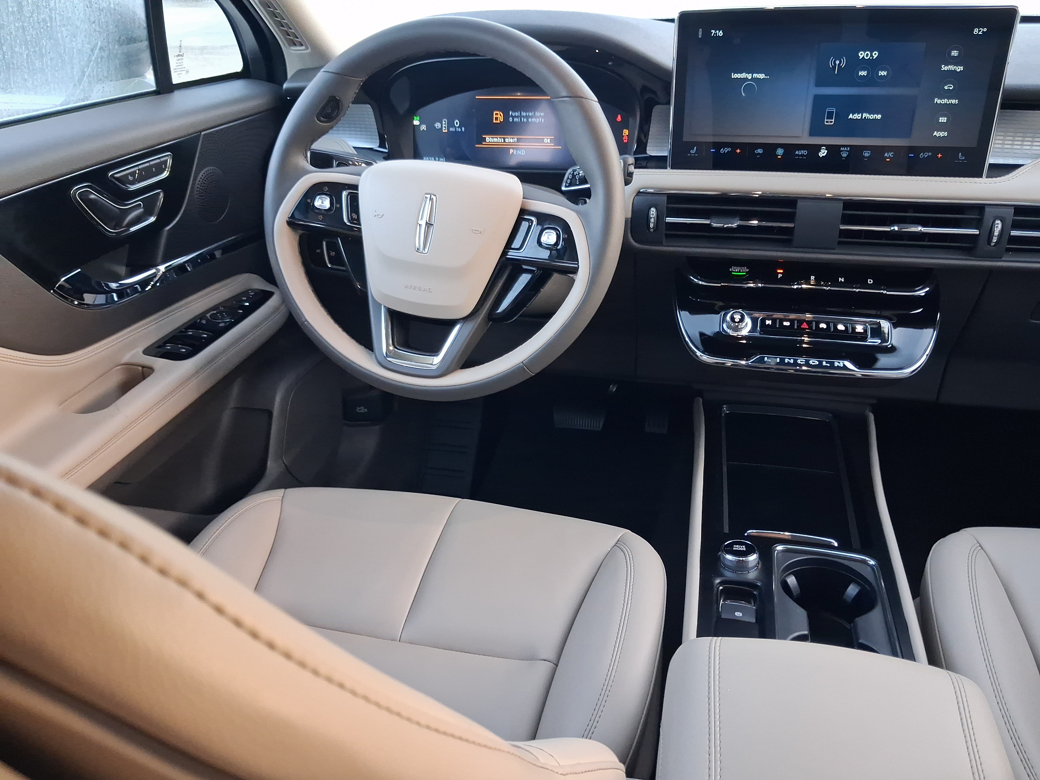 Certified 2024 Lincoln Corsair FWD image 10