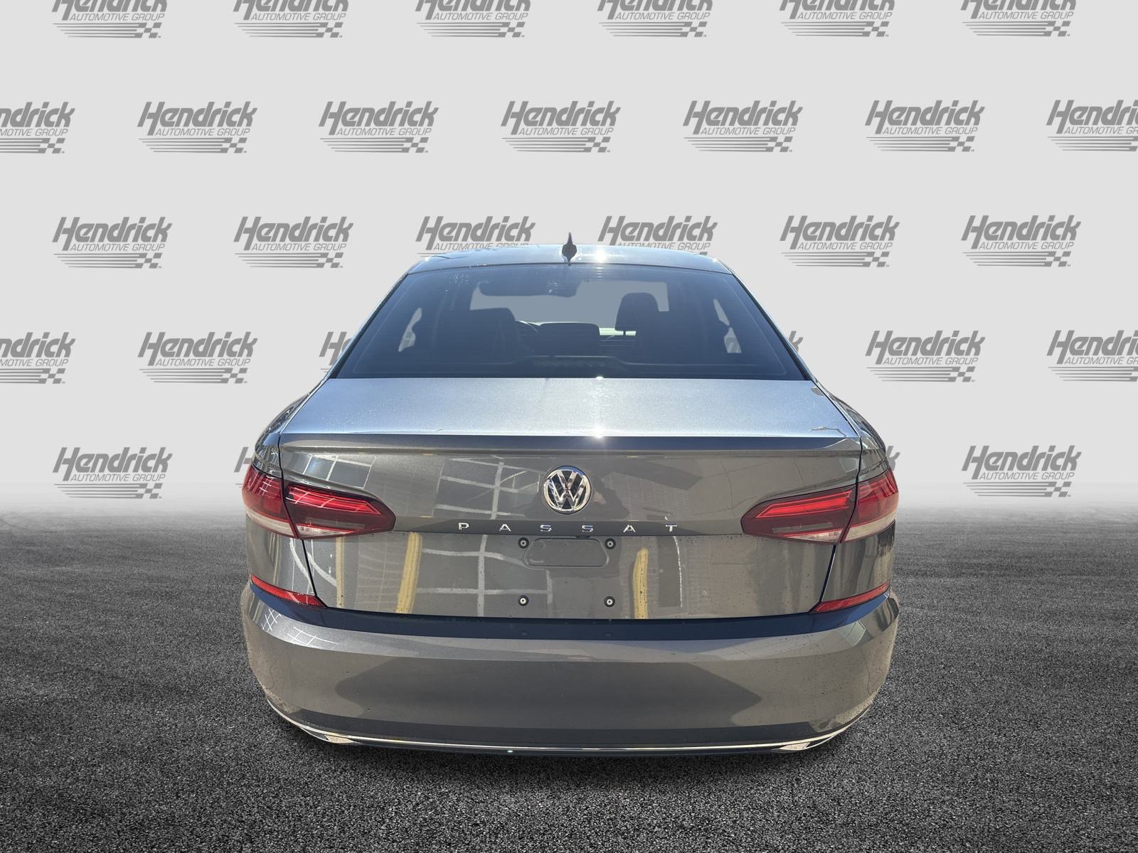 Used 2020 Volkswagen Passat 2.0T SE image 9