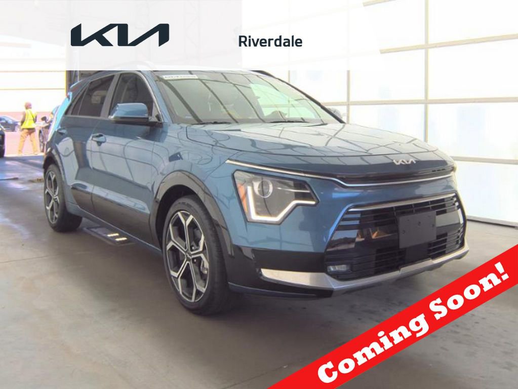 Used 2024 Kia Niro EX Touring FWD image 1